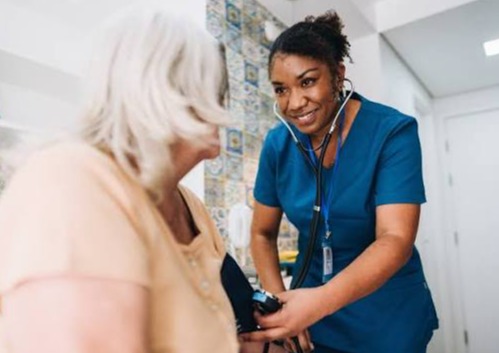 CNA vs. Medical Assistant: Which Career Path Should I Choose?
